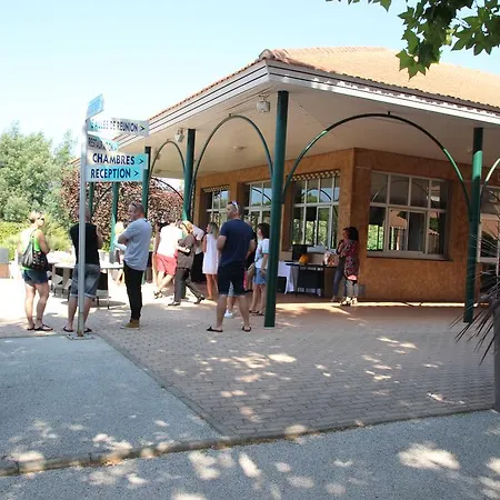 Les Voiles D'azur Holiday park