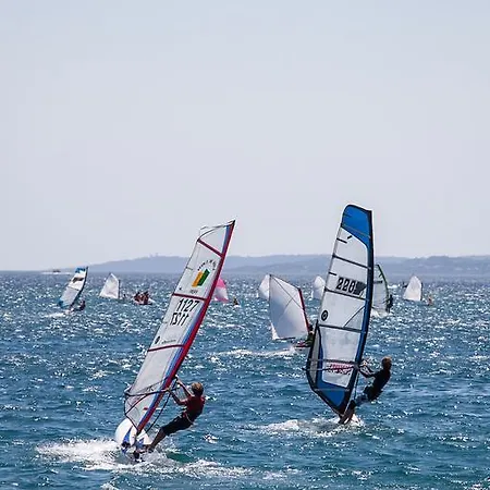 Les Voiles D'azur Village de vacances
